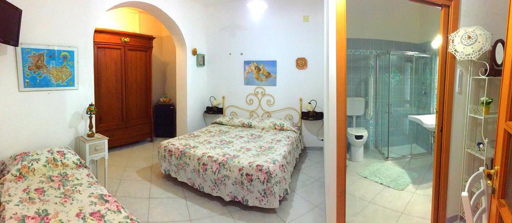 Guest House Al Giardino Dei Limoni Фавиньяна Экстерьер фото